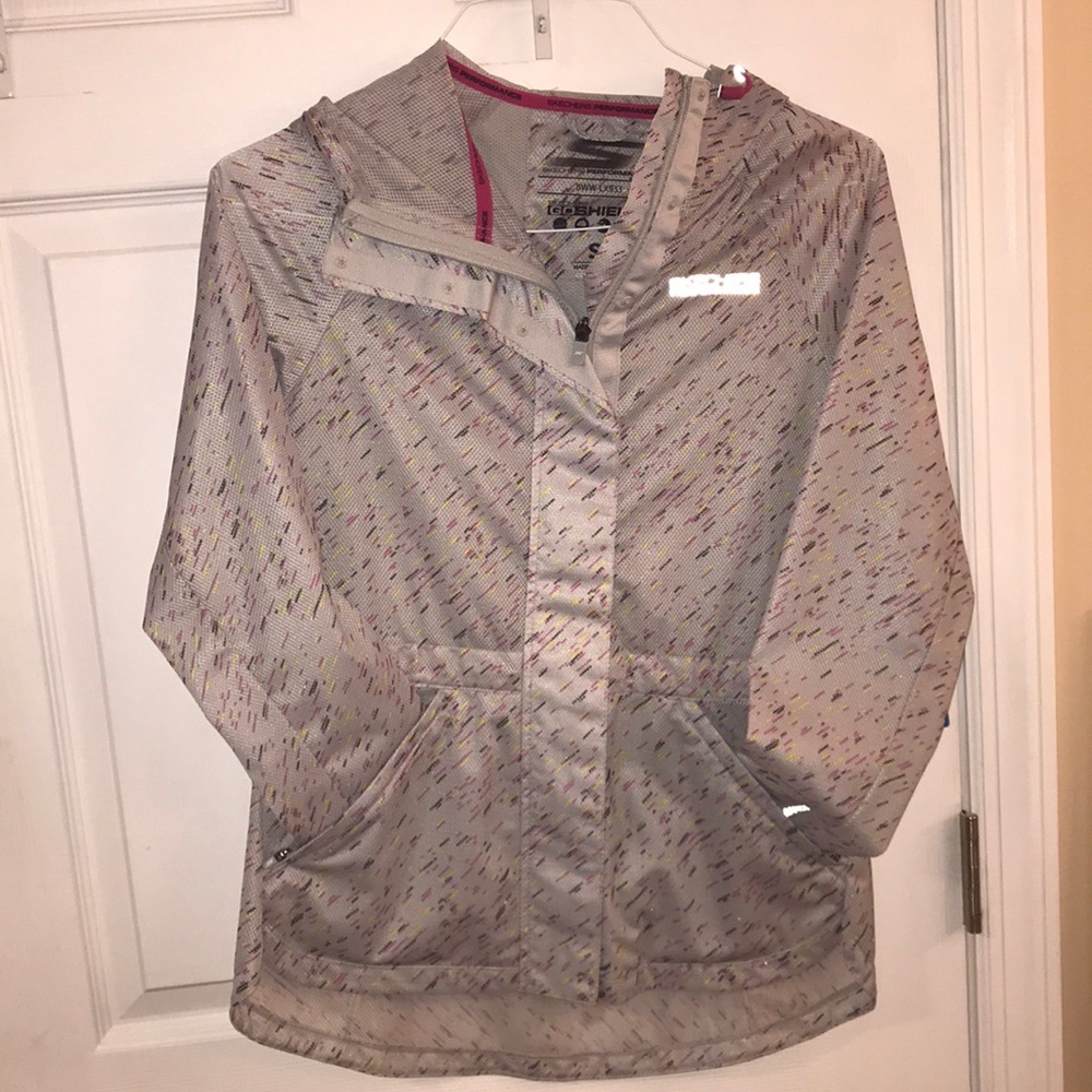 Sketchers windbreaker